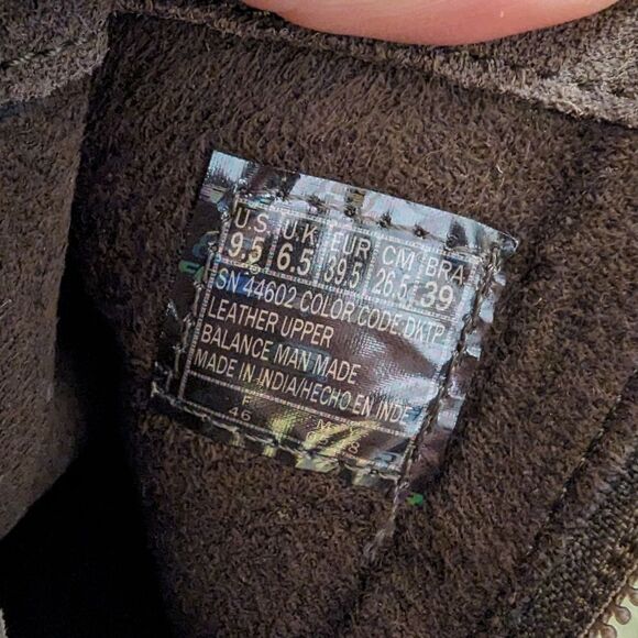 Skechers Chelsea Ankle Boots Lugnut Dark Taupe Suede 9.5 - Picture 2 of 10